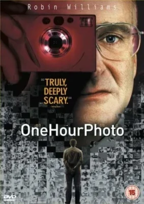 One Hour Photo (2002)